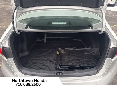 Used 2024 Toyota Corolla LE image 17