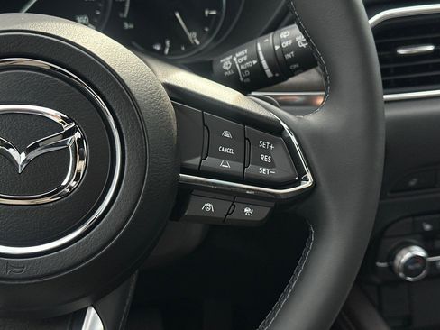 New 2025 MAZDA CX-5 Signature image 24