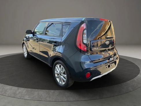 Used 2019 Kia Soul + FWD image 7