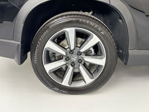 Used 2025 Honda Pilot Elite image 33