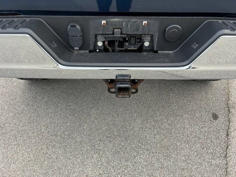 Used 2022 Chevrolet Silverado 1500 LT AWD/4WD image 10