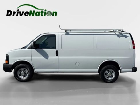 Used 2013 Chevrolet Express 3500 image 8