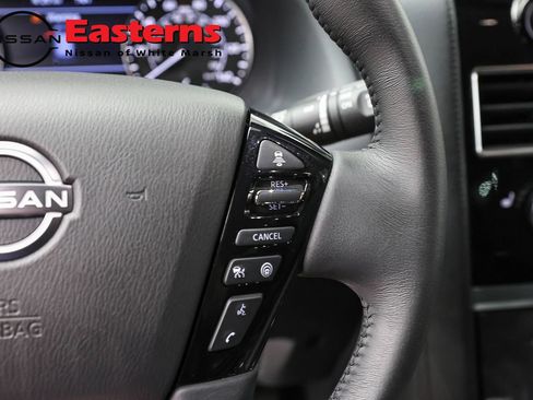 Used 2023 Nissan Armada SV AWD/4WD image 16