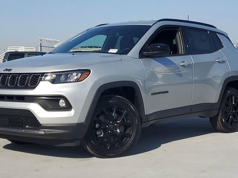 New 2026 Jeep Compass Latitude image 33