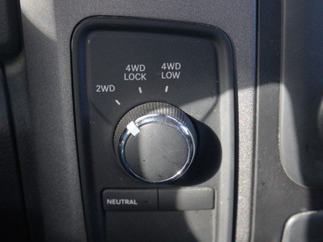 Used 2015 RAM 1500 Express AWD/4WD image 24