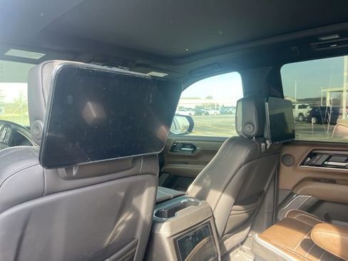 Used 2026 GMC Yukon XL Denali Ultimate image 11
