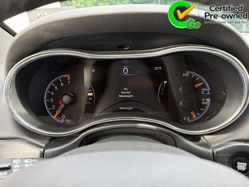 Used 2019 Jeep Grand Cherokee Altitude RWD image 59