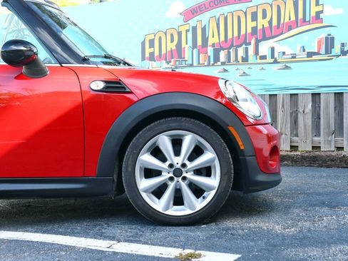 Used 2015 MINI Cooper Convertible w/ Sport Package FWD image 32