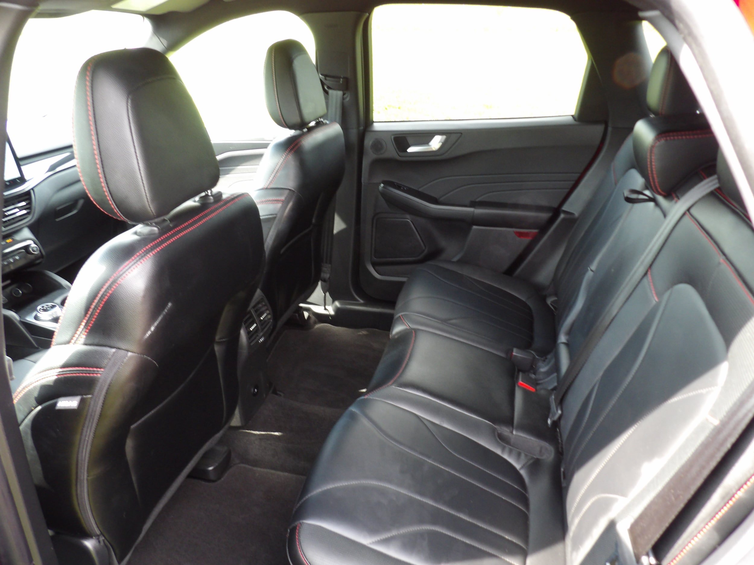 Used 2025 Ford Escape ST-Line Elite w/ Premium Technology Package AWD/4WD image 11