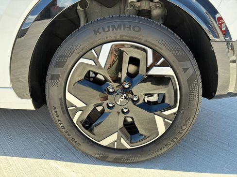 Used 2023 Kia Niro Wind FWD image 31