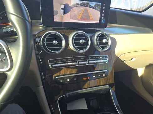 Used 2022 Mercedes-Benz GLC 300 image 20