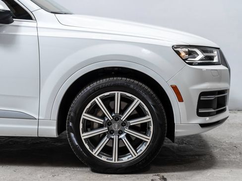 Used 2019 Audi Q7 3.0T Premium w/ Convenience Package AWD/4WD image 12