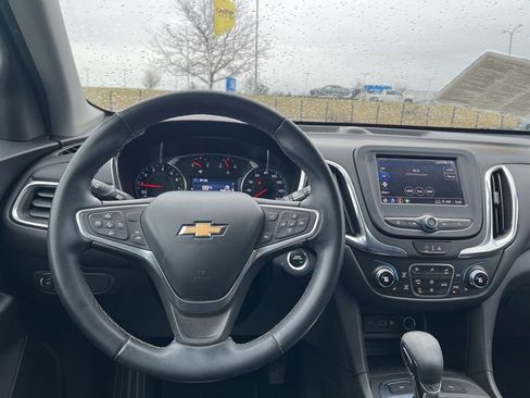 Used 2023 Chevrolet Equinox LT image 24
