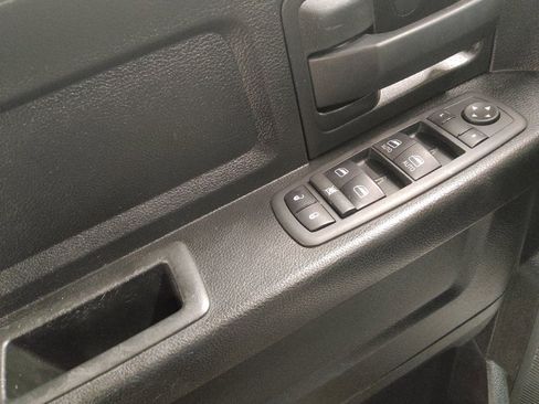 Used 2020 RAM 1500 Tradesman w/ Popular Equipment Group RWD image 27