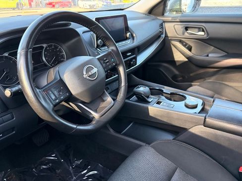 Used 2021 Nissan Rogue SV FWD image 18