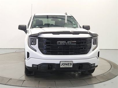 Used 2023 GMC Sierra 1500 Elevation