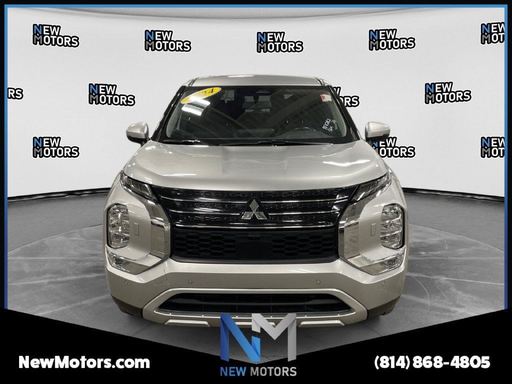 Used 2024 Mitsubishi Outlander SE Black Edition AWD/4WD image 8