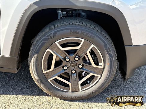 New 2026 Jeep Cherokee Limited image 9