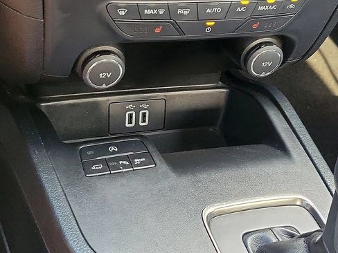 Used 2020 Ford Ranger Lariat w/ Technology Package RWD image 17