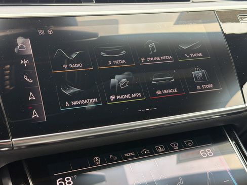 Used 2024 Audi A8 L 3.0T AWD/4WD image 21