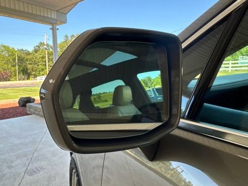 Used 2019 Cadillac XT5 Luxury AWD/4WD image 35