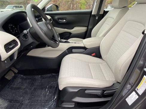 Used 2025 Honda HR-V LX image 12