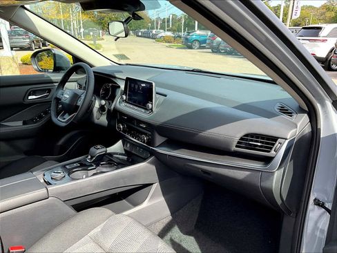 New 2026 Nissan Rogue SV w/ Cold Weather Package image 8