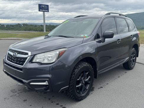 Used 2017 Subaru Forester 2.5i Premium w/ All-Weather Package AWD/4WD image 8