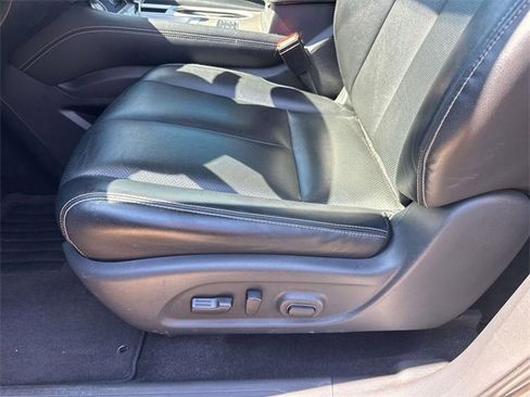 Used 2018 Nissan Murano SL w/ Midnight Edition Package image 21