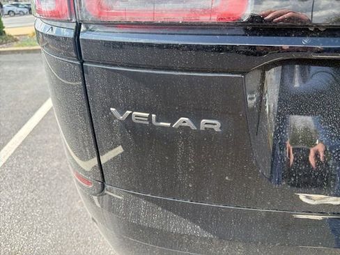 Used 2022 Land Rover Range Rover Velar R-Dynamic S image 16