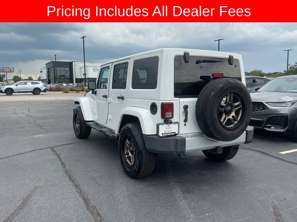 Used 2013 Jeep Wrangler Unlimited Sahara w/ Dual Top Group AWD/4WD image 3