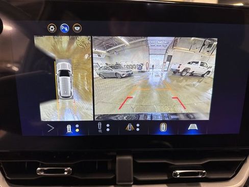 New 2026 Chevrolet Equinox LT AWD/4WD image 16