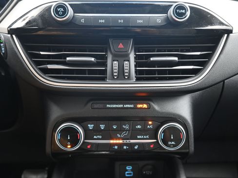 Used 2022 Ford Escape SE w/ Convenience Package image 17