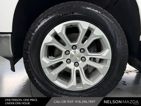 Used 2023 Chevrolet Silverado 1500 LTZ AWD/4WD image 11