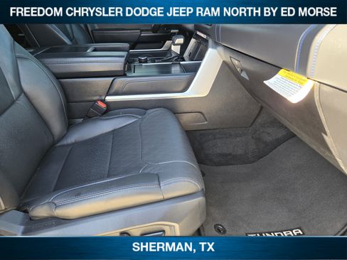 Used 2025 Toyota Tundra Platinum AWD/4WD image 9