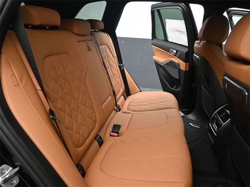 New 2026 BMW X5 xDrive50e w/ Premium Package image 16