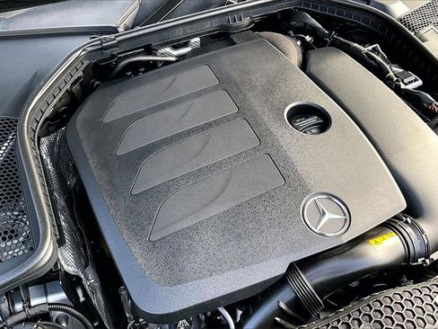 Used 2020 Mercedes-Benz C 300 Sedan image 29