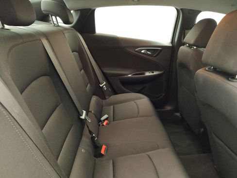 Used 2024 Chevrolet Malibu LS FWD image 19