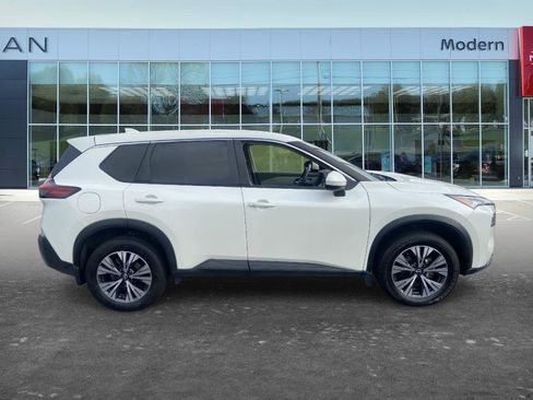 Certified 2023 Nissan Rogue SV AWD/4WD image 4