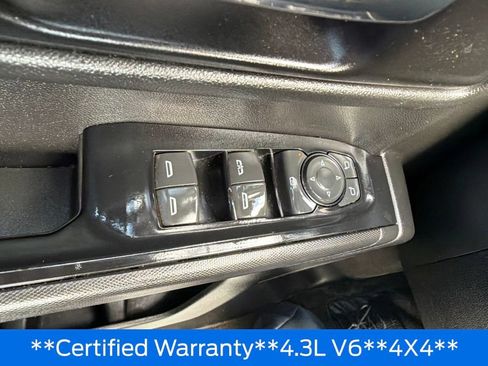 Used 2019 Chevrolet Silverado 1500 Custom w/ Custom Value Package AWD/4WD image 9