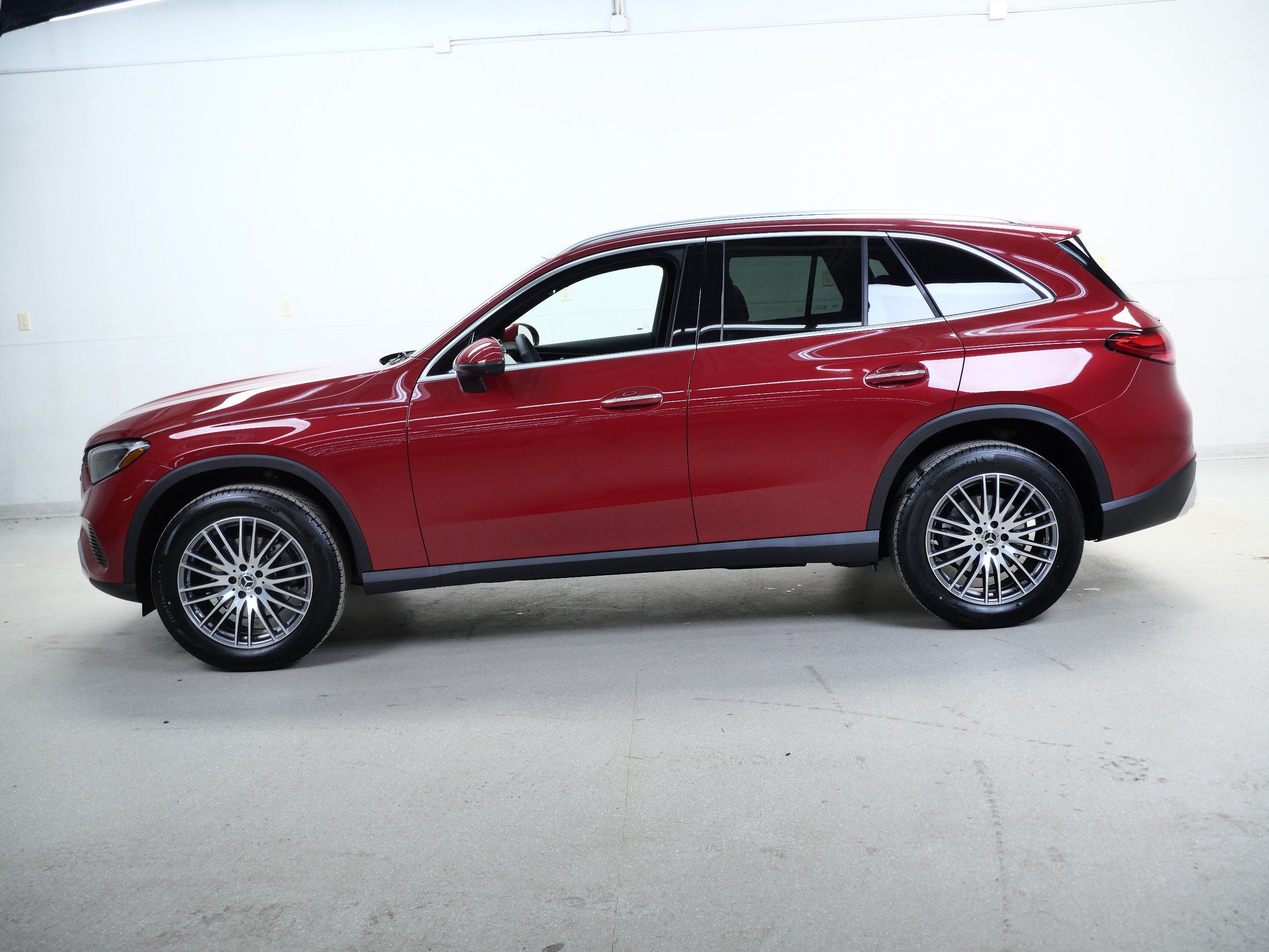 New 2026 Mercedes-Benz GLC 300 4MATIC image 5