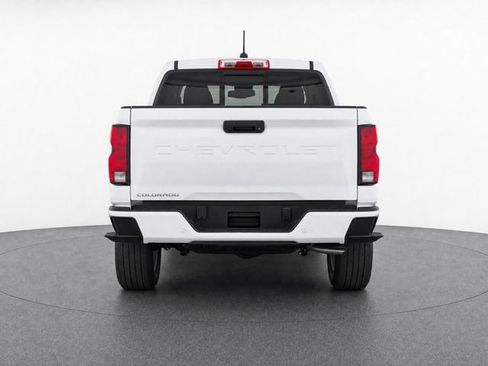 Used 2025 Chevrolet Colorado LT w/ LT Convenience Package RWD image 5