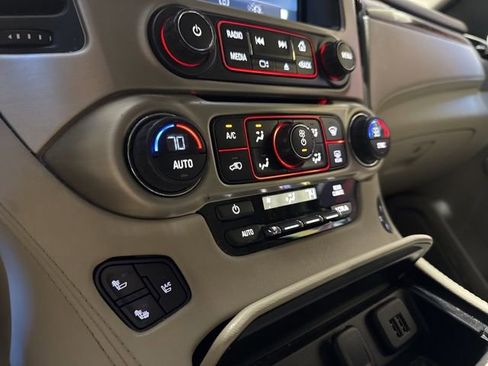 Used 2015 GMC Yukon XL Denali w/ Premium Package AWD/4WD image 14