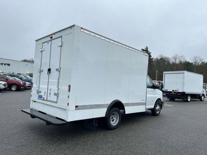 New 2024 GMC Savana 3500 w/ Power Convenience Package