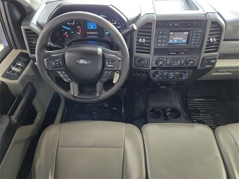 Used 2017 Ford F250 XL w/ Power Equipment Group image 27
