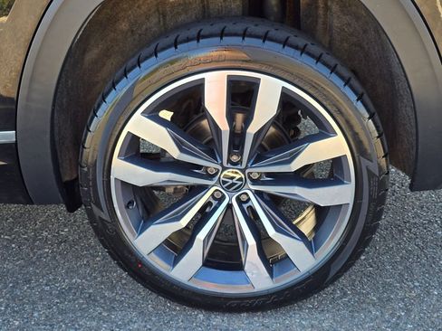 Used 2021 Volkswagen Atlas SEL Premium AWD/4WD image 9