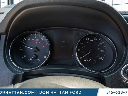 Used 2019 Nissan Rogue SL FWD image 6