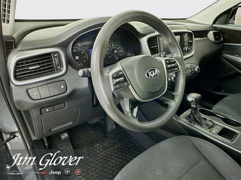 Used 2020 Kia Sorento LX image 27