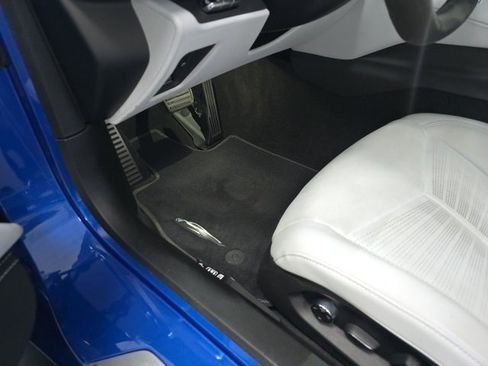 Used 2022 Chevrolet Corvette Stingray Premium Cpe w/ Z51 Performance Package image 13