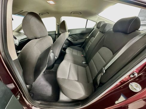 Used 2017 Kia Forte LX FWD image 25